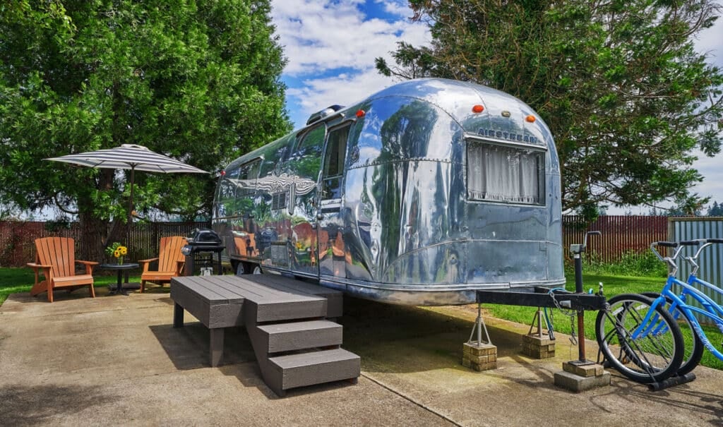 rv parks near Wings & Waves Waterpark